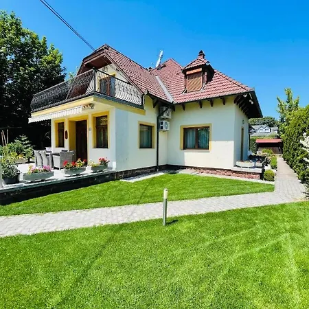 Mikes Apartment Balatonfured